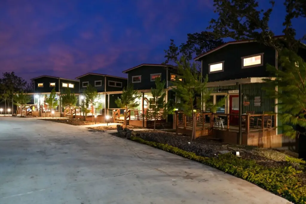 original 1045133875975330054 1800076179.jpg