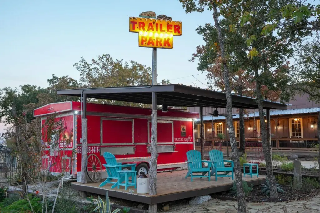 original 1034851034121720629 1790408778