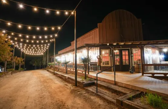 original 1045133875975330054 1800076244