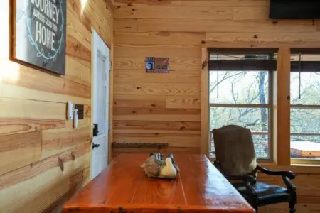 original 1045134196680539325 1800077545